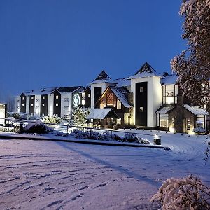 Xelena Hotel & Suites